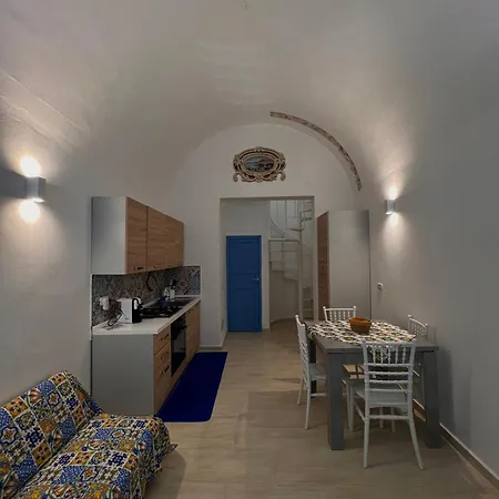 La Maiolica 59 테라시니